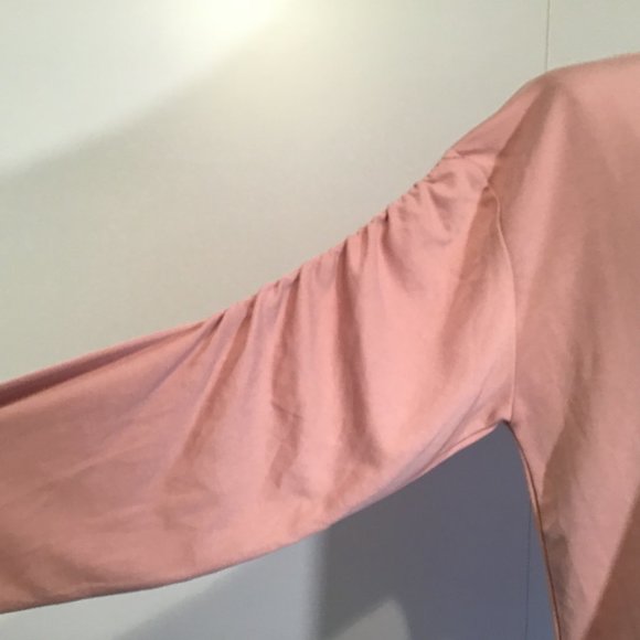 Gabby Isabella Turtleneck with Rouched Sleeves  Size XL - Picture 8 of 14